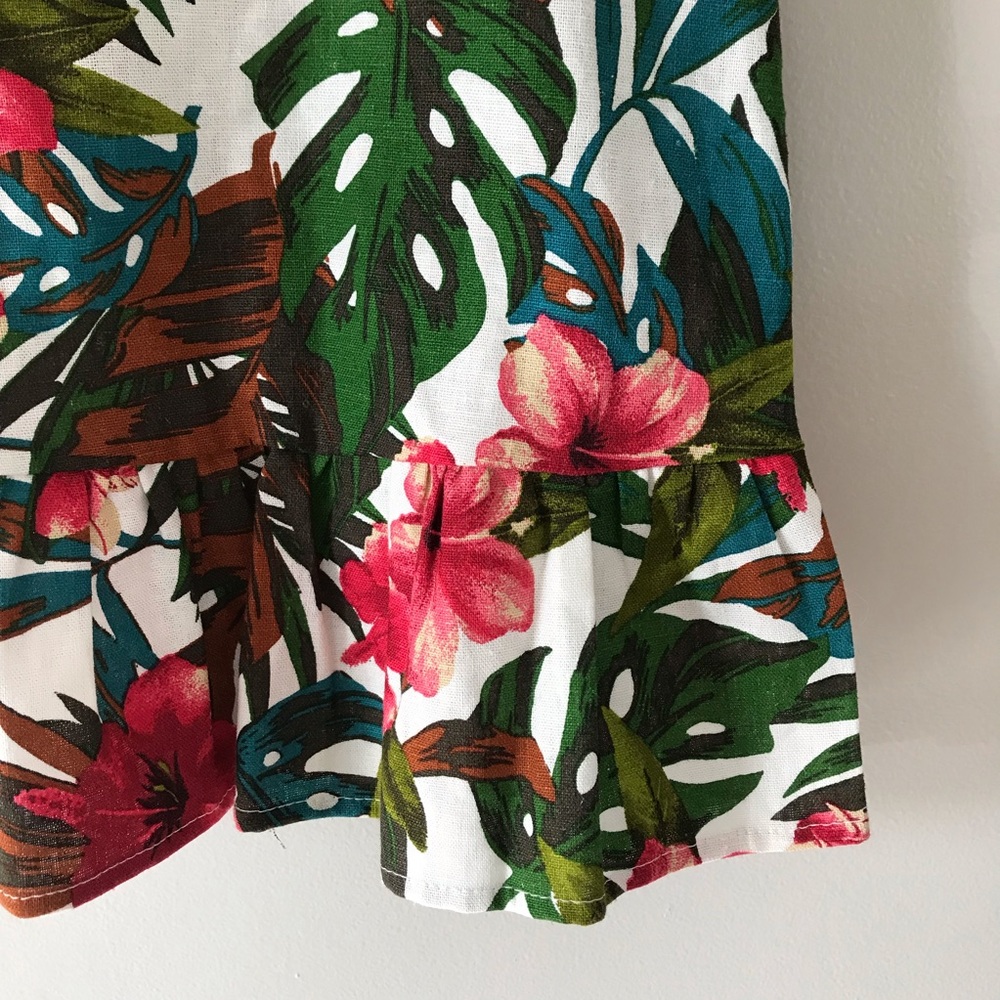 Everly Sleeveless Floral Botanical Peplum … - Picture 4 of 6